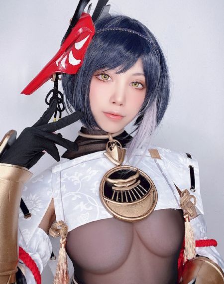 女警丰满的双乳_超清神马影院手机在线