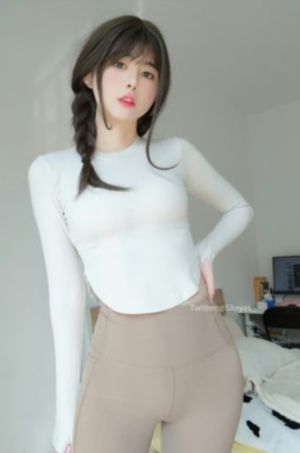 善良的女秘书的目的_完整视频大全